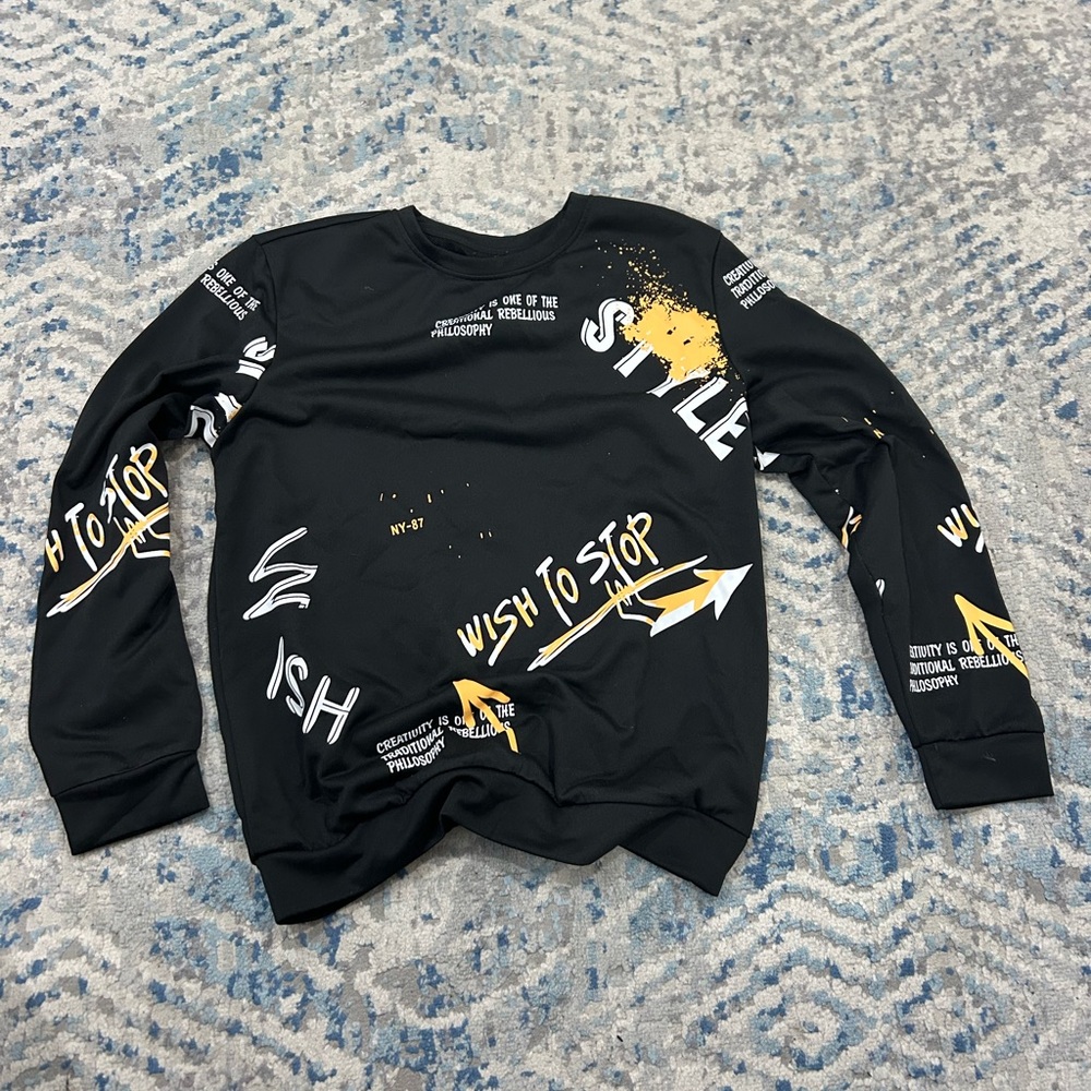 Stylish Black and Yellow Graphic Men's Sweater